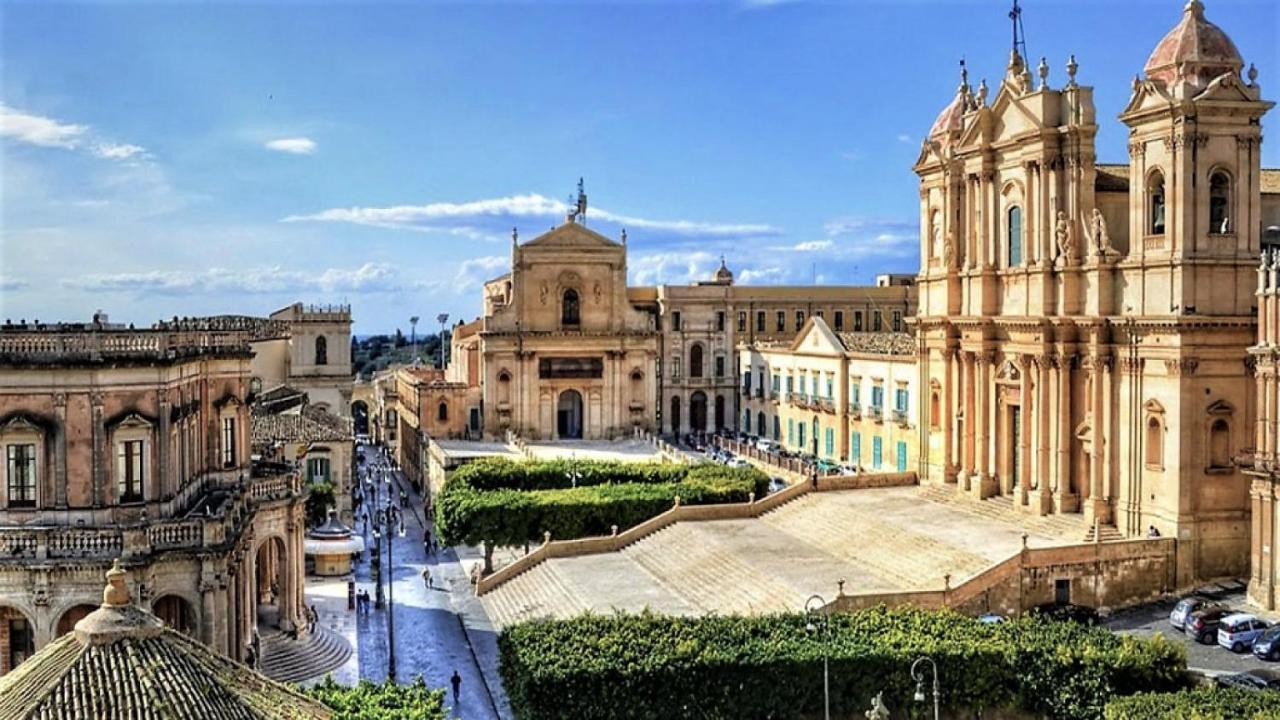 Willa Casale Hibiscus Santa Maria Del Focallo Zewnętrze zdjęcie